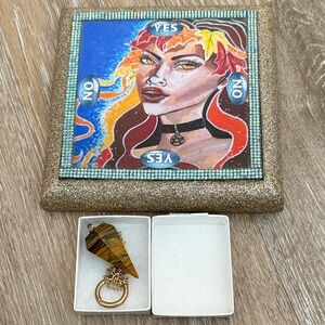 Mystical Art Pendulum Set with Gold Frame.